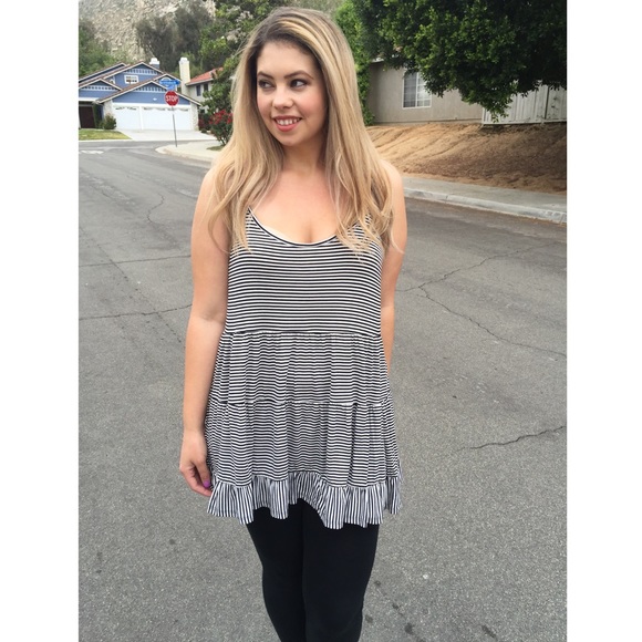 $10 & UNDER SALE LAST ONE Casual Striped Flowy Top - Picture 2 of 5