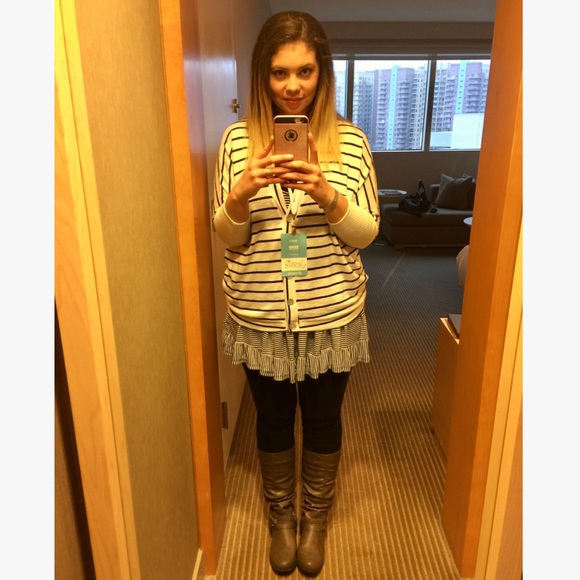 $10 & UNDER SALE LAST ONE Casual Striped Flowy Top - Picture 5 of 5