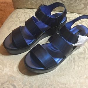 💙JUST IN💙 Forever 21 Casual Wedges-Size 8