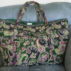 *SALE* Large green and purple Vera Bradley tote.