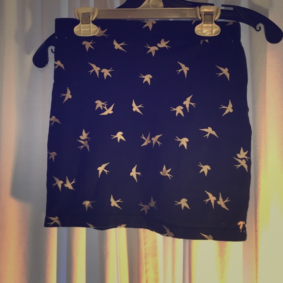 Fitted, printed mini skirt