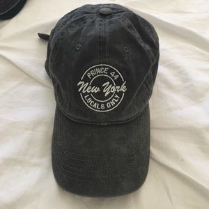 Brandy Melville baseball hat