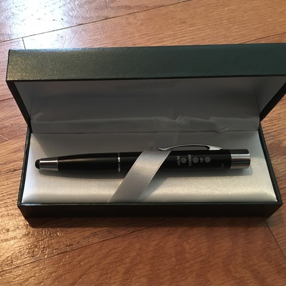 Monteverde selfie pen. Never used!