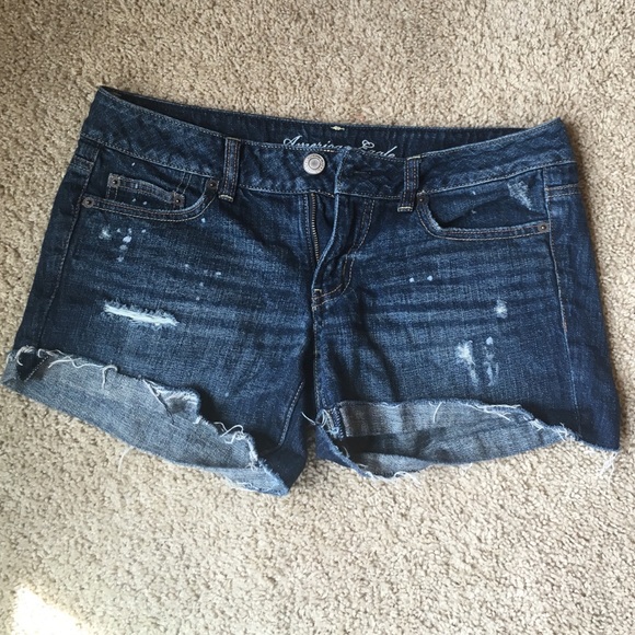 American eagle denim distressed shorts, size 6
