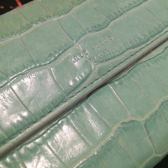 Kate Spade Wallet - Picture 2 of 4