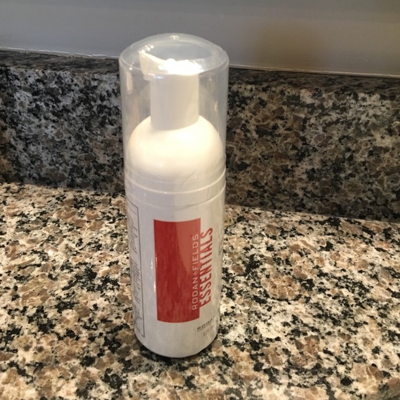 Rodan and Fields Sunless Tanner