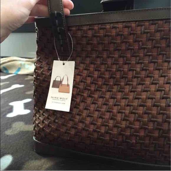 New nine west purse - Picture 2 of 4