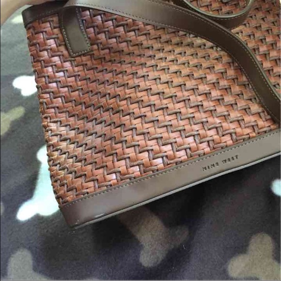 New nine west purse - Picture 4 of 4