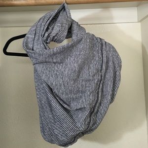 Lulu lemon scarf