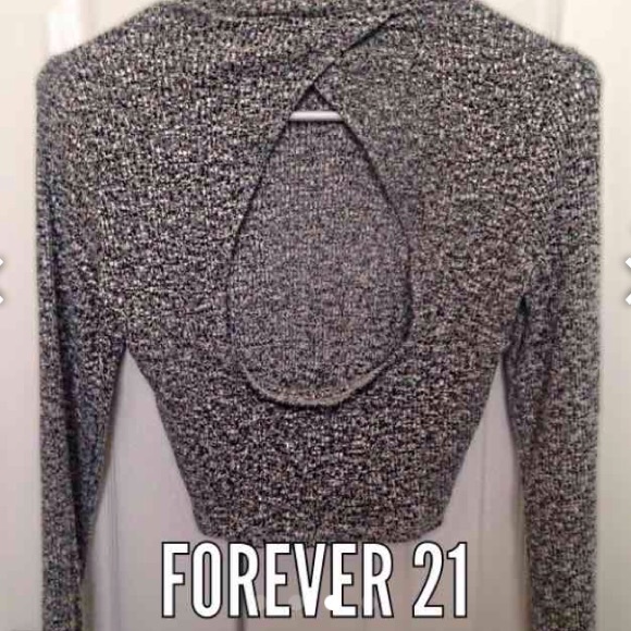 Top Cropped - Picture 3 of 4