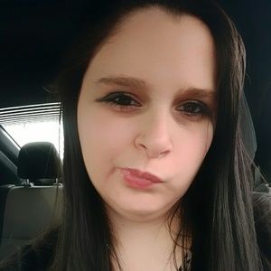 Meet your Posher, Cari