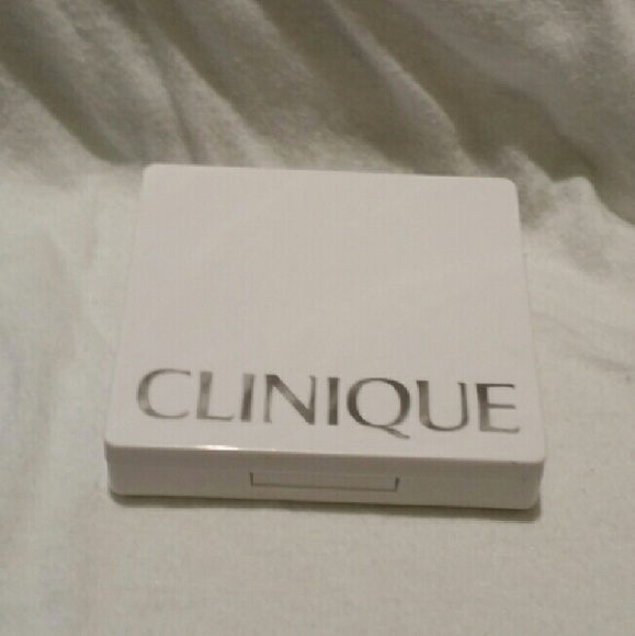 Clinique Eyeshadow and Blush Set