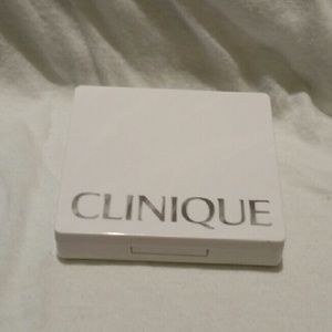 Clinique Eyeshadow and Blush Set