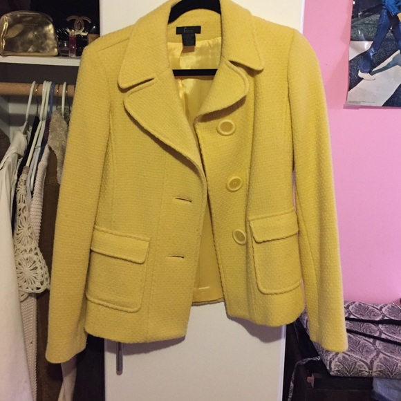 FRENCHI YELLOW COAT - Picture 1 of 4