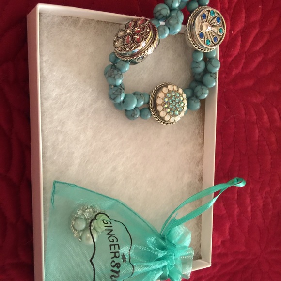 New in box Gingersnaps turquoise bracelet