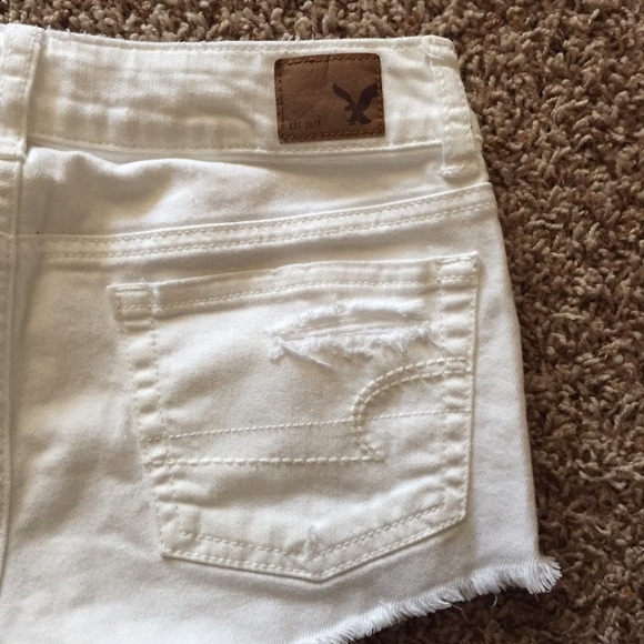 American Eagle white Jean shorts, distressed style