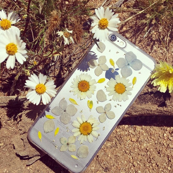 ⚡️SALE⚡️ Handmade pressed flower iPhone 6/6s case