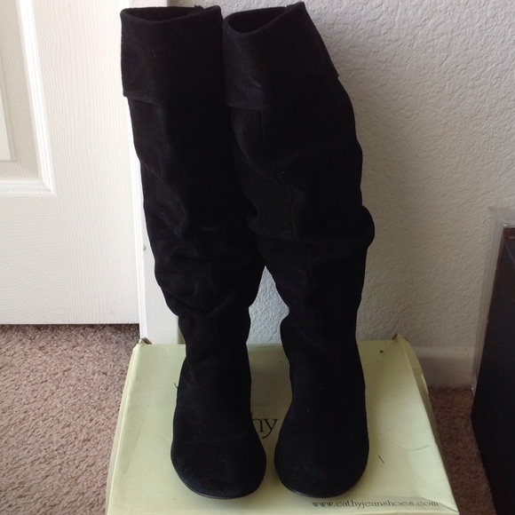 Black genuine suede slouchy boots