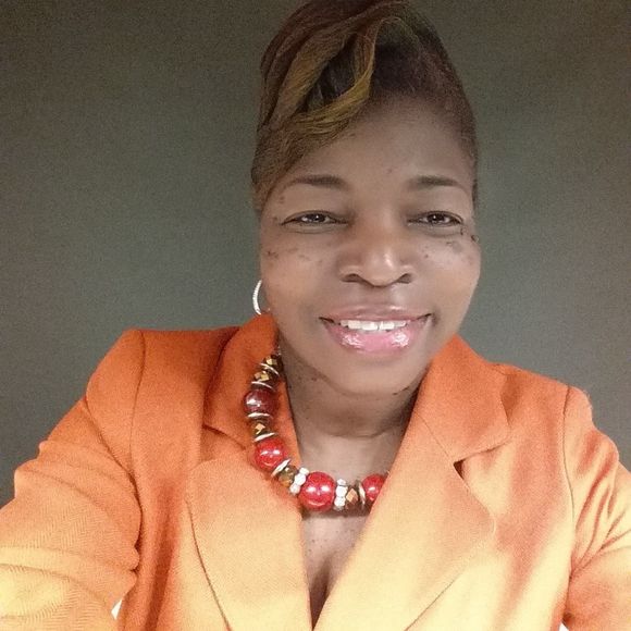 Meet your Posher, Shajuana