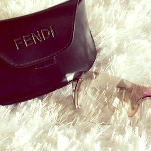 🎉Flash Sale🎉 Authentic Fendi Sunglasses