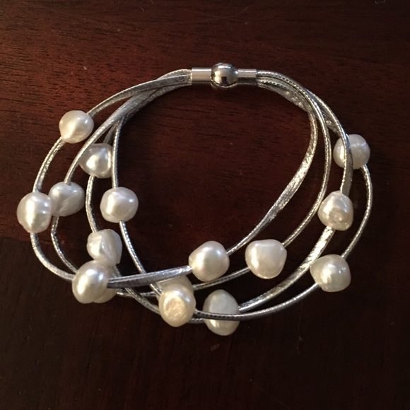 Pearl Bracelet