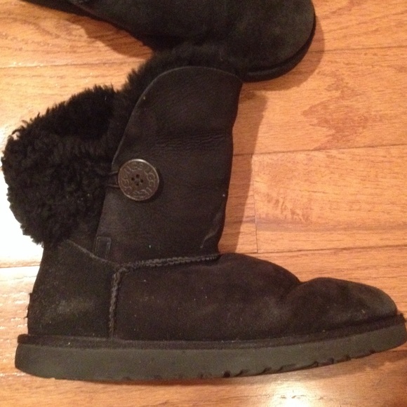 Black furry uggs ugg boots