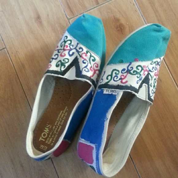 TOMS Shoes - Tom's  flats#PRICE LOWERED ON ALL ITEMS