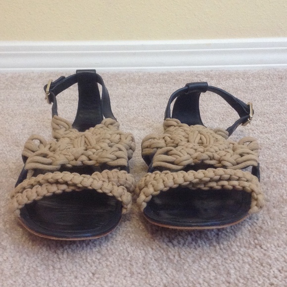 Tory Burch Fleur Flat Sandal - Picture 2 of 4