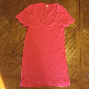 Pink low u-neck shirt