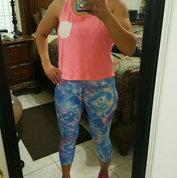 ❌BUNDLED!❌😍2 FOR $10  Pink Tank Tops!!!😍 - Picture 3 of 3