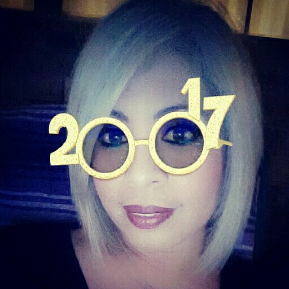 Meet your Posher, Marisa