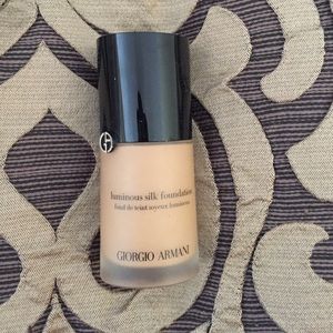 Giorgio Armani silk foundation in 6.5 color
