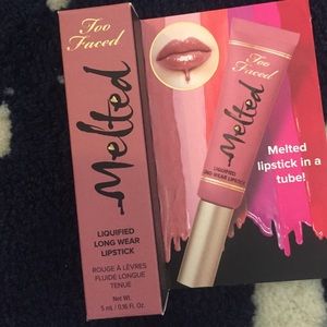 Liquid lipstick