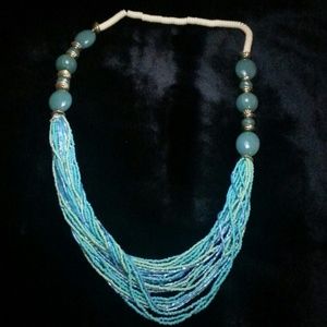 Ladies beautiful necklace 38 in.