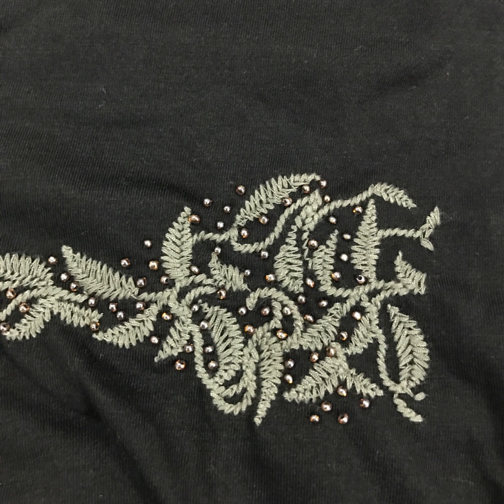 Black tank top with flare.FINAL CLEARANCE - Picture 7 of 7