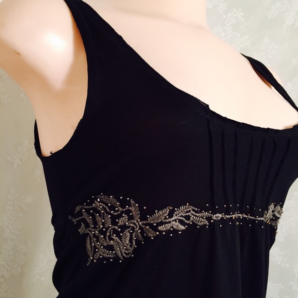 Black tank top with flare.FINAL CLEARANCE - Picture 2 of 7