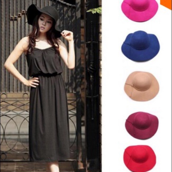 Black Floppy Hat - Picture 4 of 5