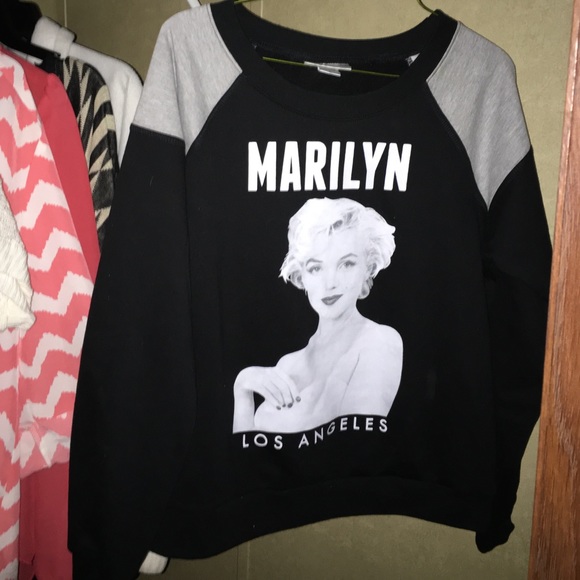 Marilyn Monroe sweatshirt