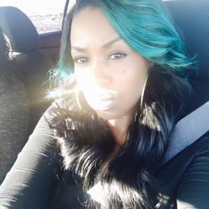 Meet your Posher, Ebony