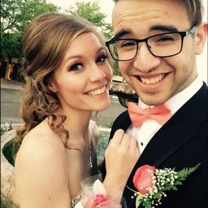 Meet your Posher, Leaneah