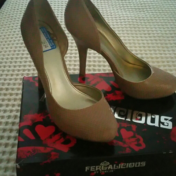 FERGALICIOUS BY FERGIE - NUDE COLOR