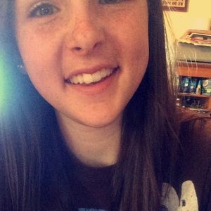 Meet your Posher, Abby