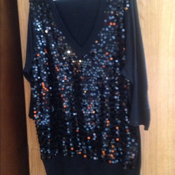 Black v neck torrid sparkle top