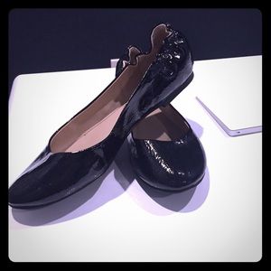 Like new target brand Black Patent Leather flats💖