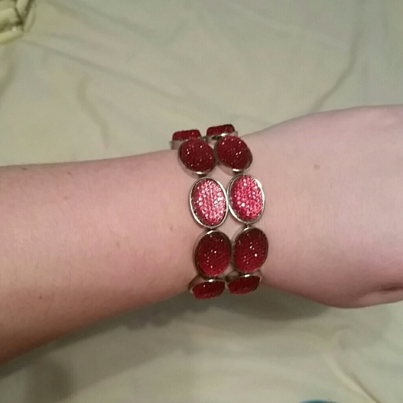 New york and company stretch pink bling bracelet