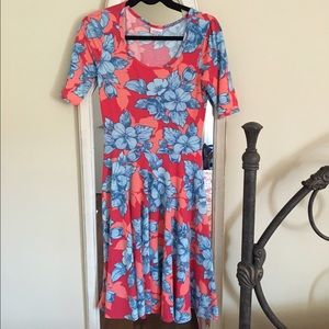 NWOT LuLaRoe Nicole Dress Pink w/ Flowers