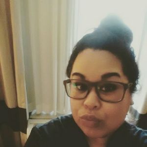 Meet your Posher, Alexandria