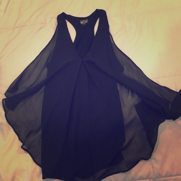 Converse flowy top