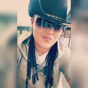 Meet your Posher, Jasmine