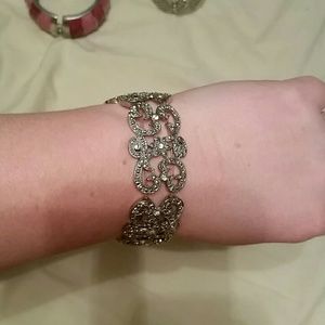 New york and company rhinestone stretch bracelet